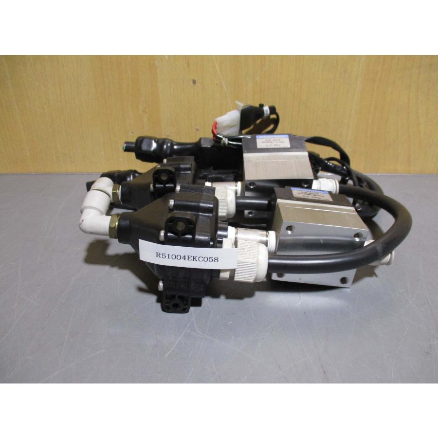 中古 KOGANEI HV160E1-2-22W AIR VALVE 2セット(R51004EKC058 中古 KOGANEI HV160E1-2-22W AIR VALVE 2セット(R51004EKC058