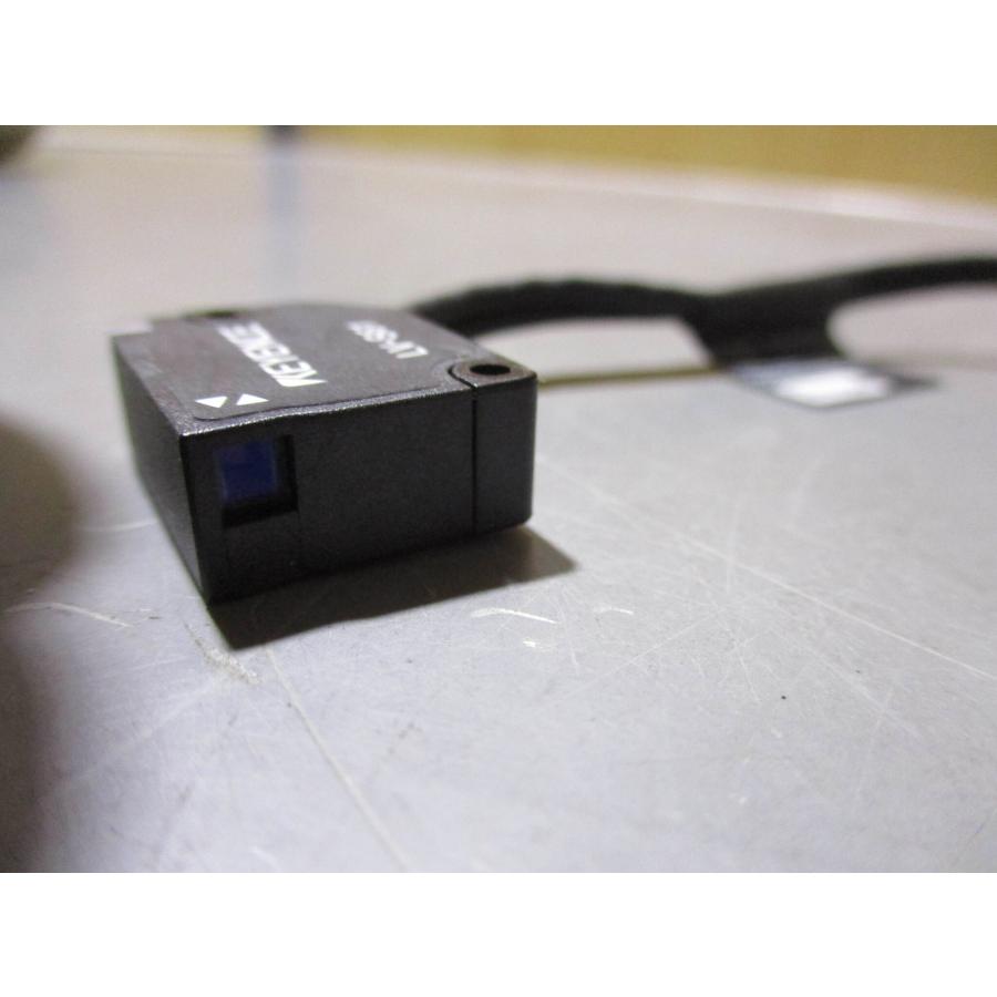 中古KEYENCE LV-11SA/LV-S61 超小型デジタルレーザセンサー