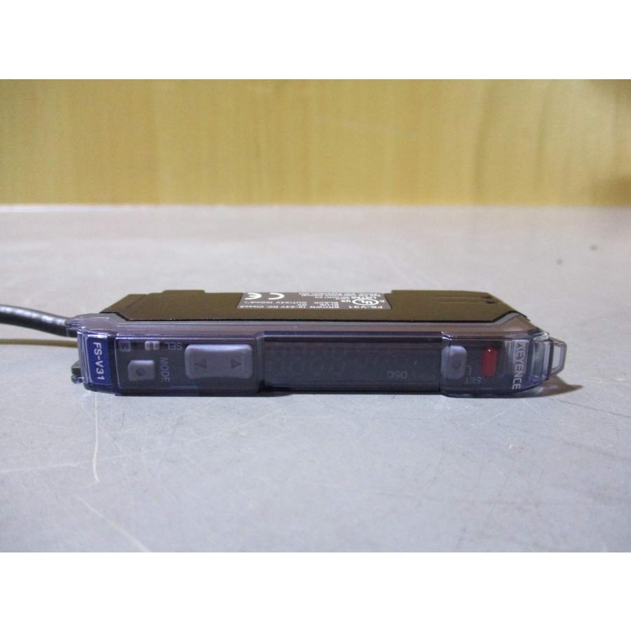 新古 KEYENCE FS-V31 ファイバーセンサーアンプ (R51113BAD011