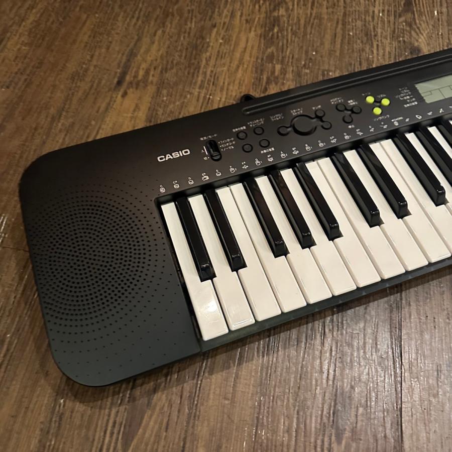 CASIO（カシオ） Casio CTK-240 Keyboard ミニキーボード -a369