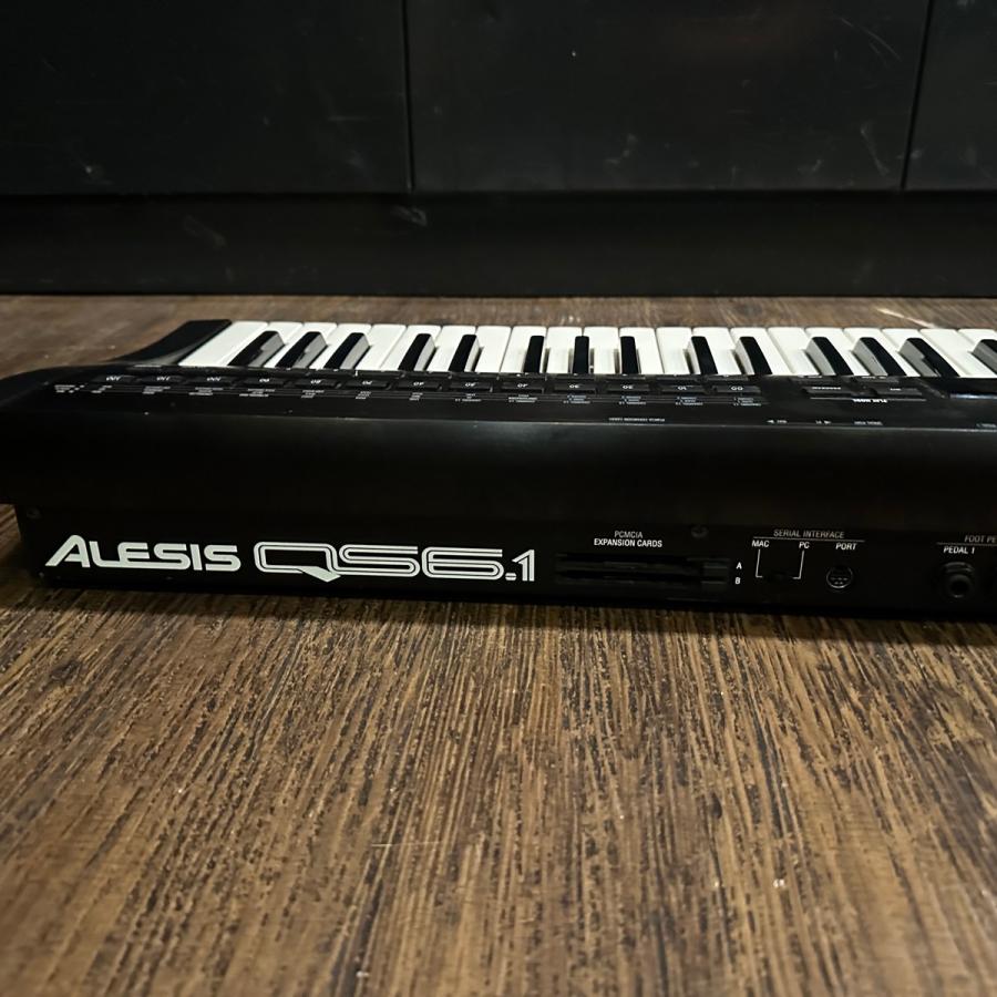 Alesis QS6.1 Synthesizer Keyboard DTM シンセサイザー Alesis QS6.1 Synthesizer Keyboard DTM シンセサイザー