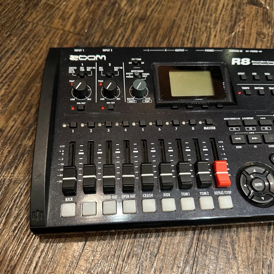 ズーム(楽器) Zoom R8 ズーム マルチトラックレコーダー -a486 ズーム(楽器) Zoom R8 ズーム マルチトラックレコーダー -a486
