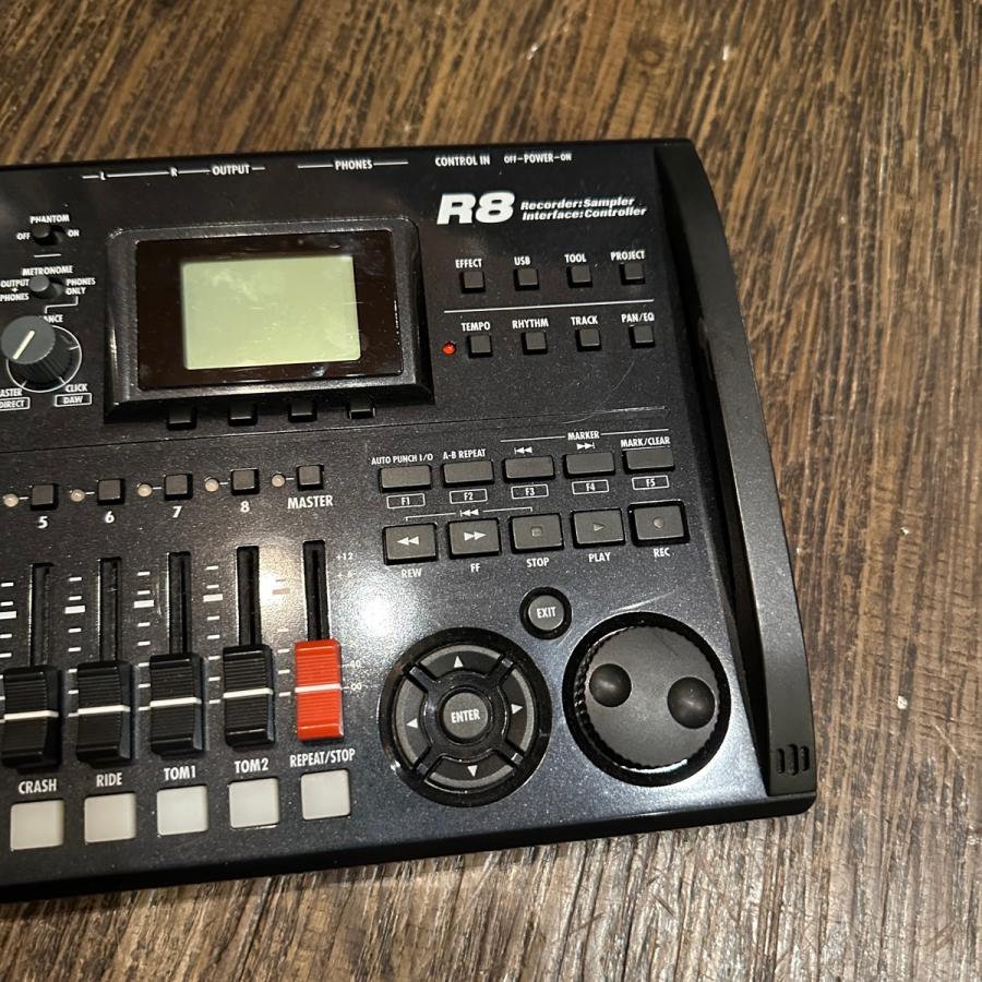 ズーム(楽器) Zoom R8 ズーム マルチトラックレコーダー -a486 ズーム(楽器) Zoom R8 ズーム マルチトラックレコーダー -a486
