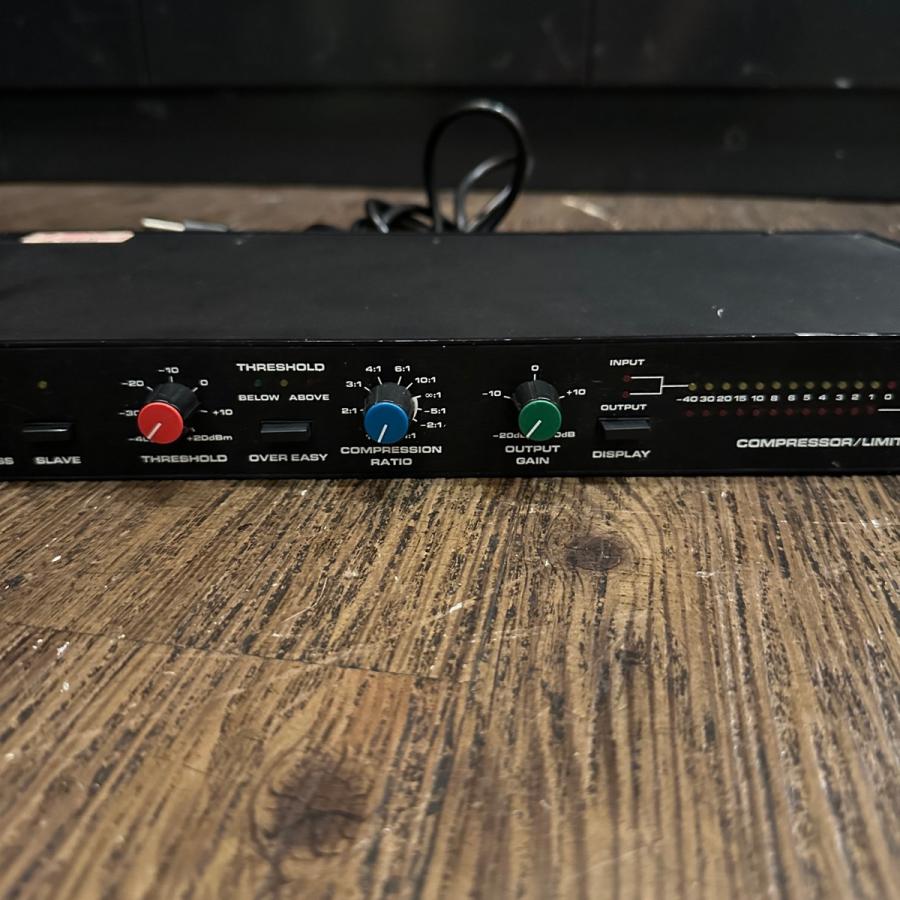 dbx160X コンプレッサー dbx-160x-compressorlimiter-
