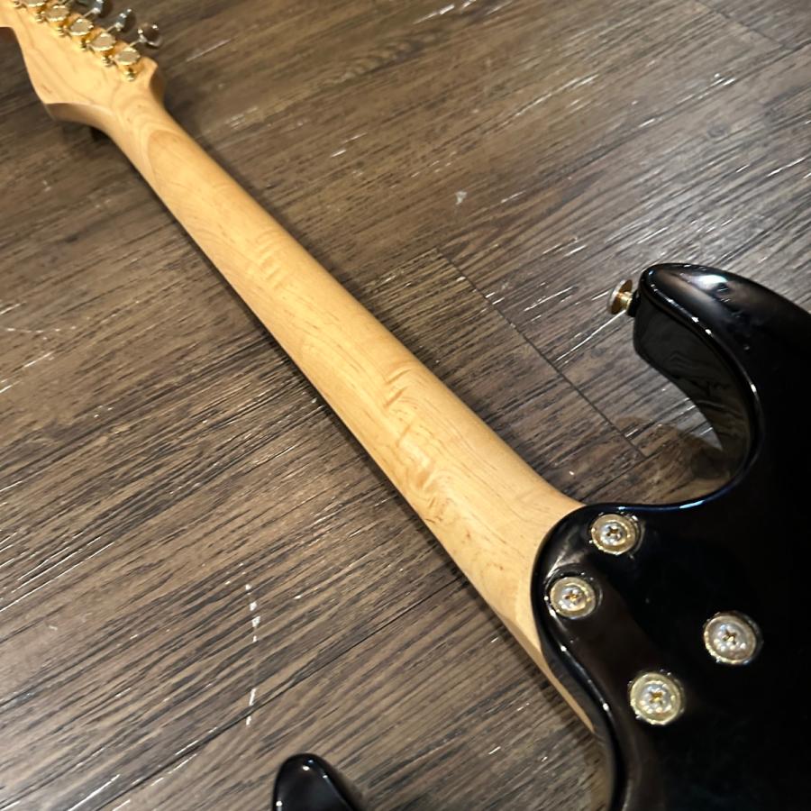 PLAYTECH ST-700 Electric Guitar プレイテック フロイドローズ PLAYTECH ST-700 Electric Guitar プレイテック フロイドローズ