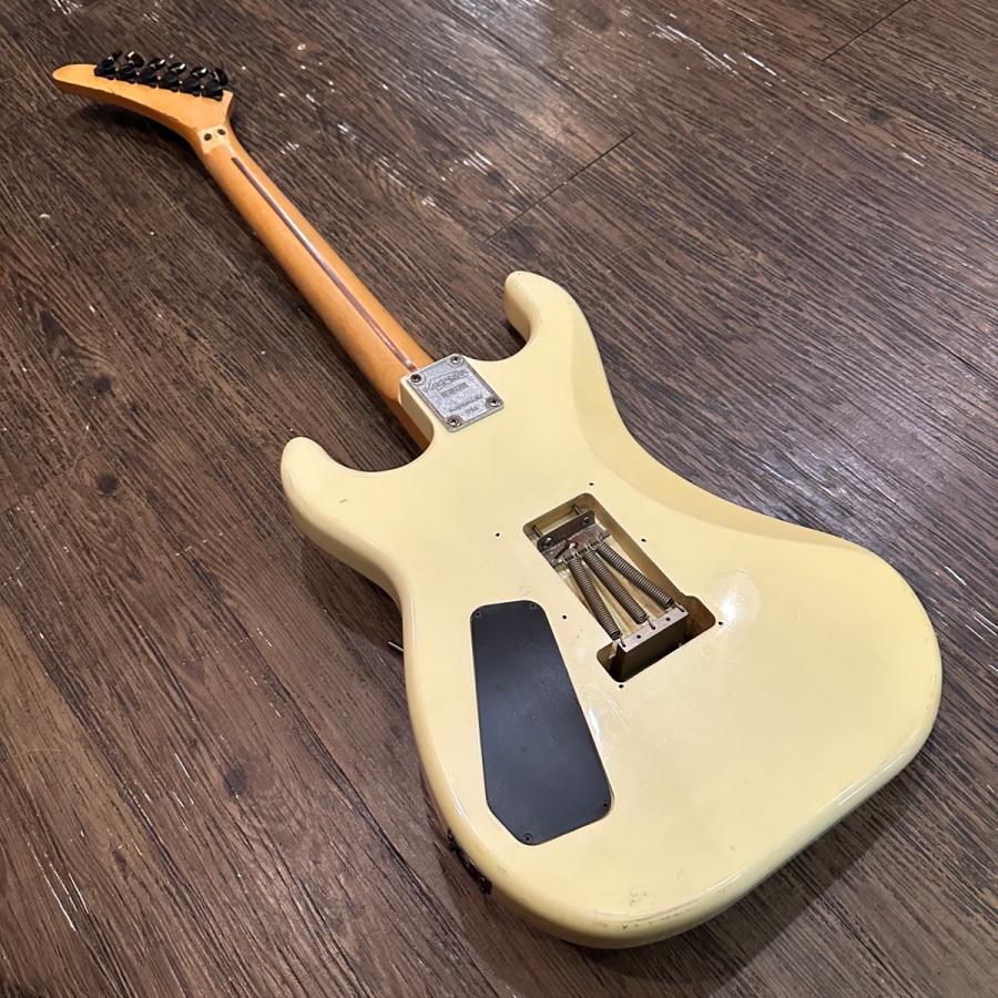 クレーマー　Kramer JK-1000 Kramer JK-1000 White | The Music Zoo