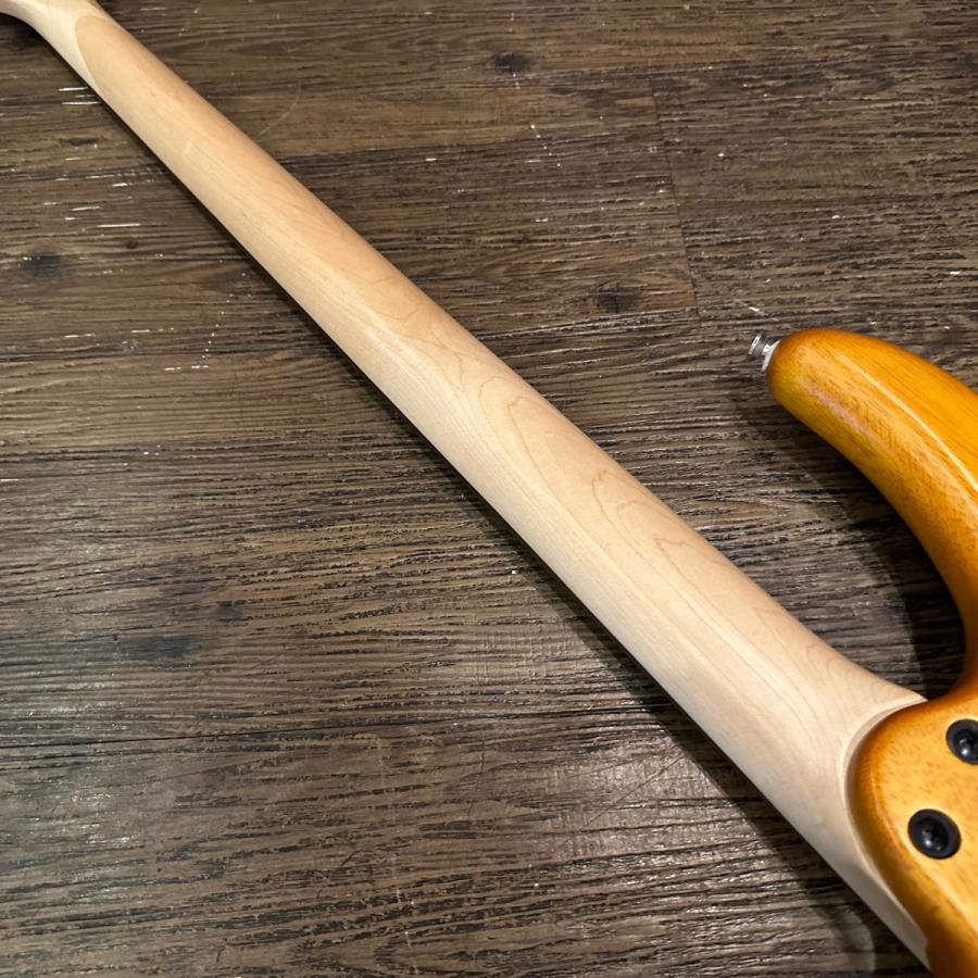 CORT ACTION エレキベース グリーン Cort Action Bass Plus | Bass Guitar - MusikWala