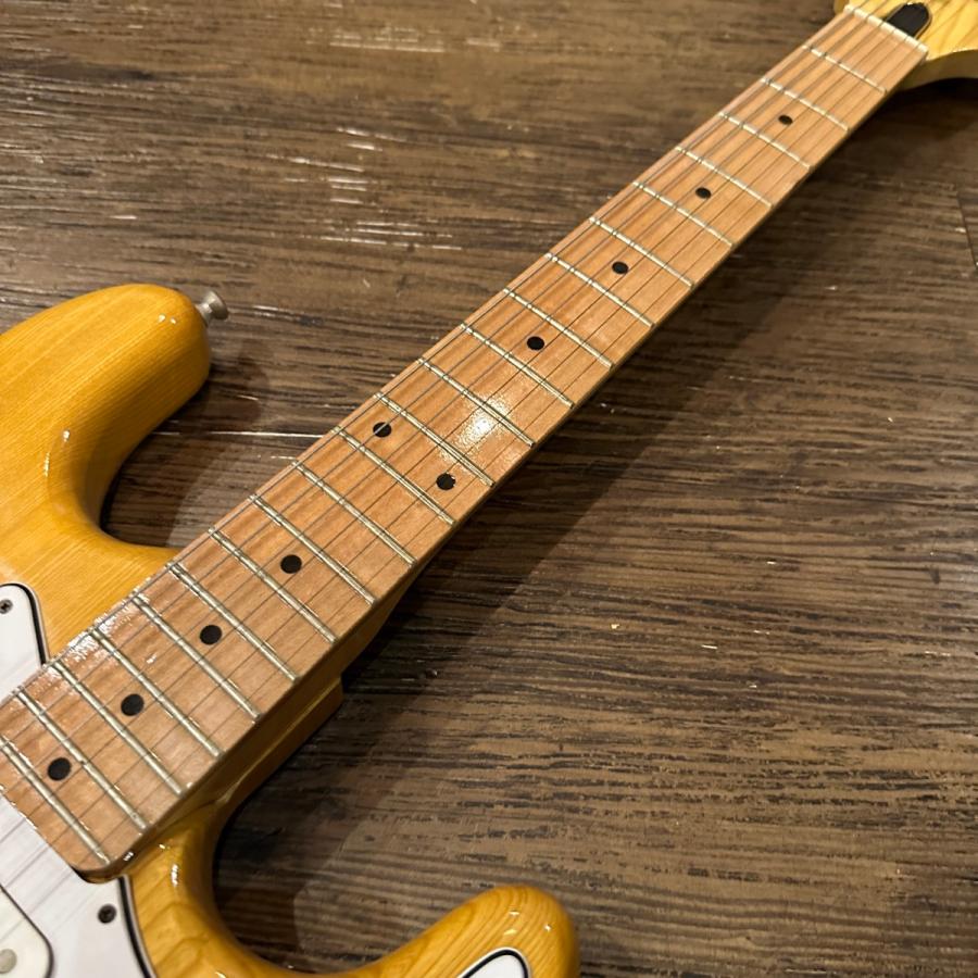 Alfatone 1970s ビザール Electric Guitar ストラトキャスター エレキ
