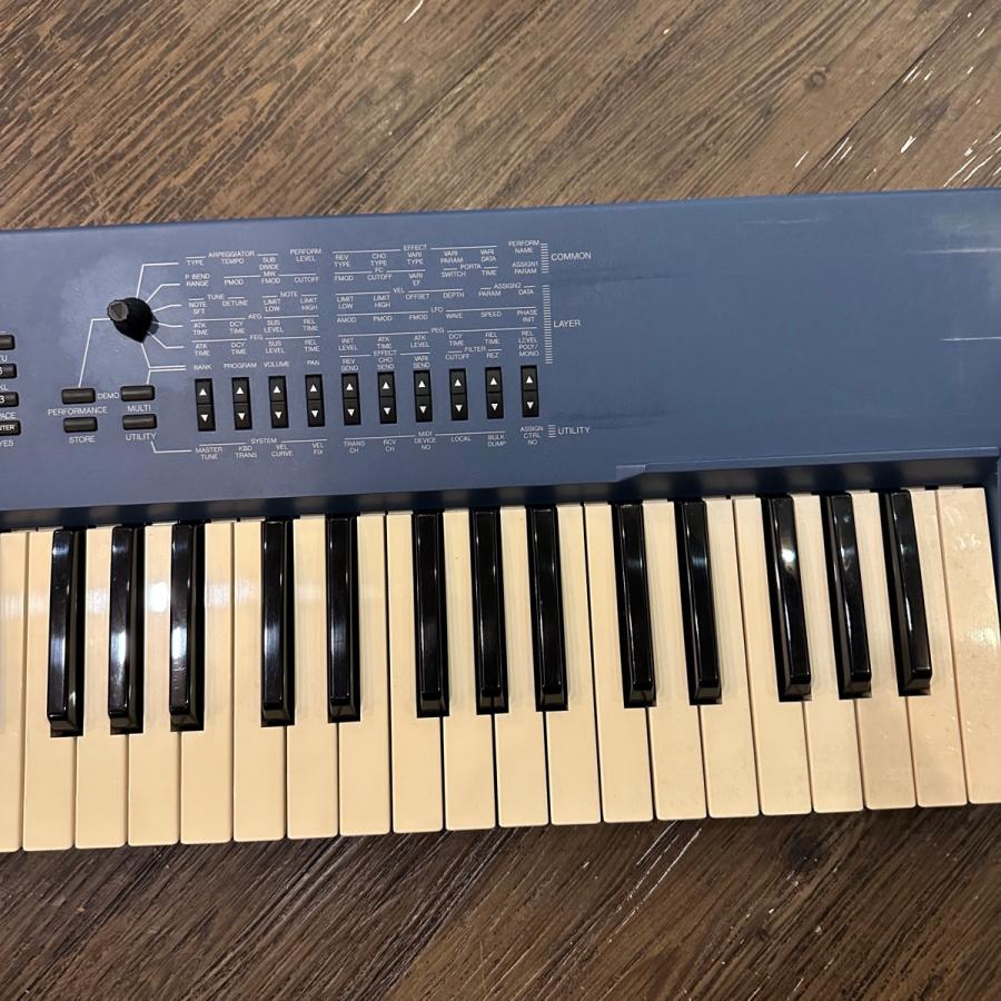 ヤマハ YAMAHA シンセサイザー CS1x YAMAHA Yamaha CS1X Synthesizer ヤマハ シンセサイザー -a034