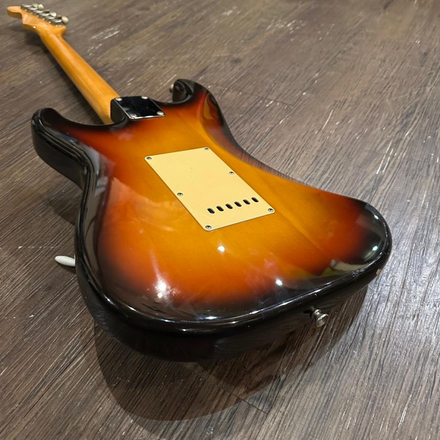 Fender ギター 日本 フェンダー Fender Made in Japan Traditional 70s Stratocaster