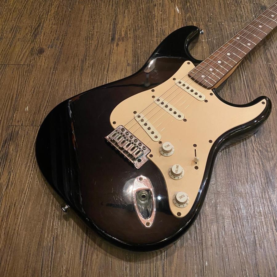 Squier By Fender エレキギター　スクワイヤー/フェンダー Amazon | Squier スクワイヤー (スクワイア) by Fender