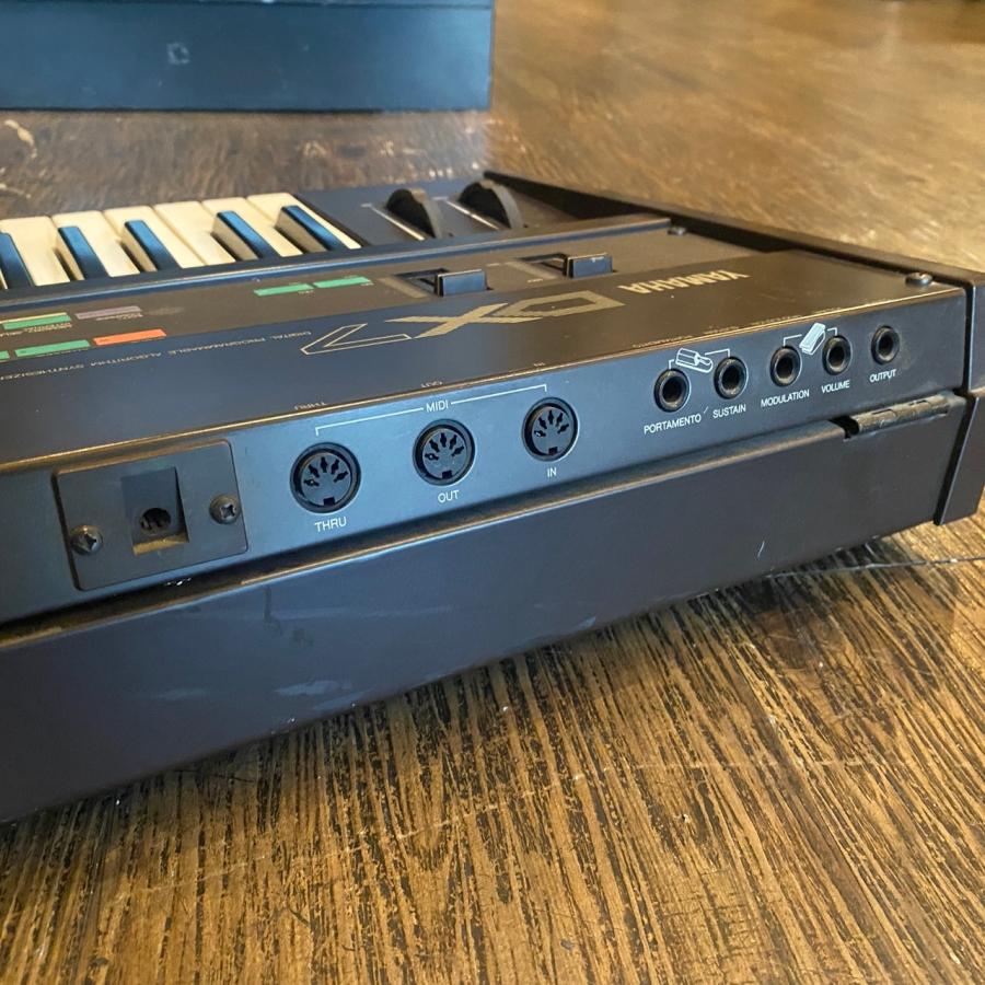 YAMAHA Yamaha DX7 Synthesizer シンセサイザー ヤマハ -c482 YAMAHA Yamaha DX7 Synthesizer シンセサイザー ヤマハ -c482