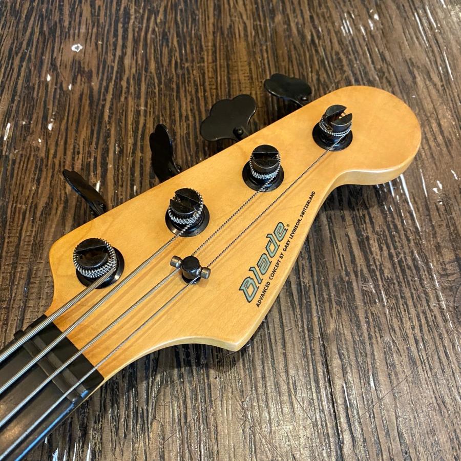 Blade Levinson B4 Electric Bass エレキベース アクティブ