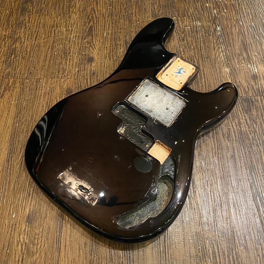 Fender Japan Bass Body フェンダー エレキベース ボディ -c601 Fender Japan Bass Body フェンダー エレキベース ボディ -c601
