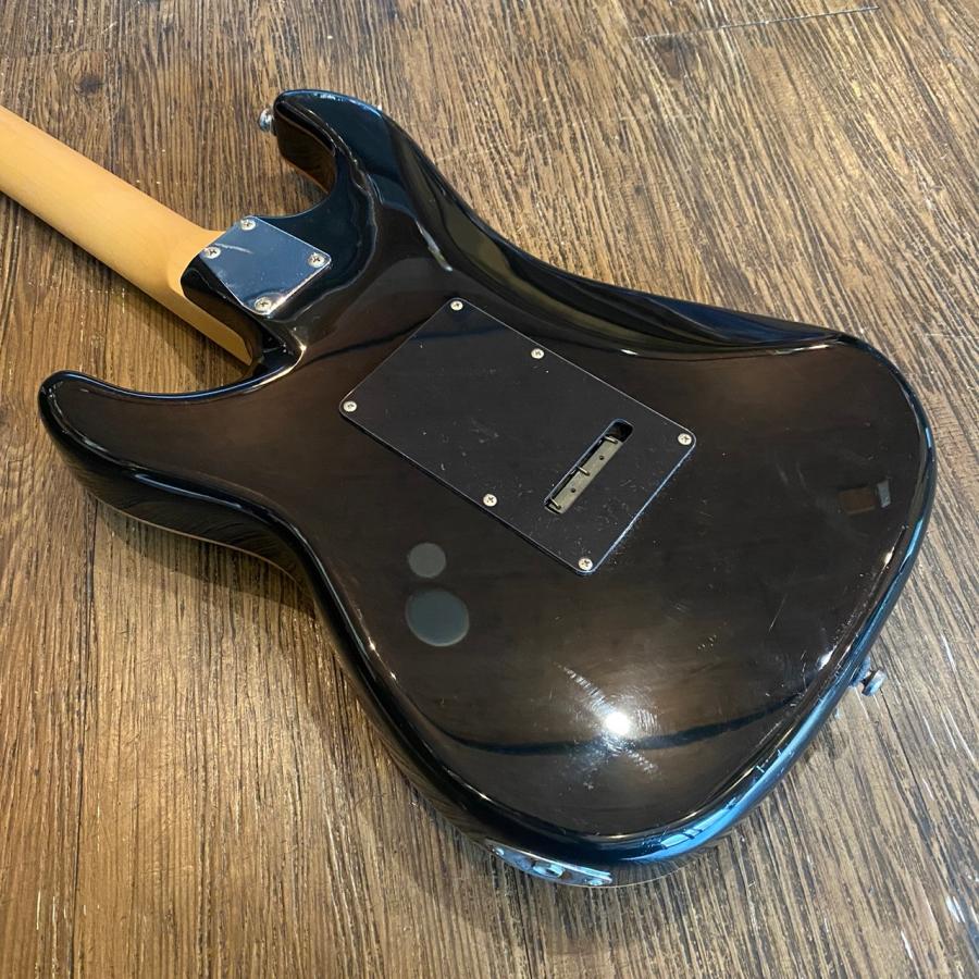 selva エレキギター 匿名発送】SELVA セルバ エレキギター ストラップ付き 初心者