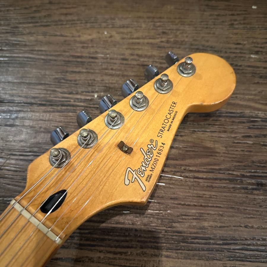 Fender（フェンダー） Fender Mexico Standard Stratocaster Electric