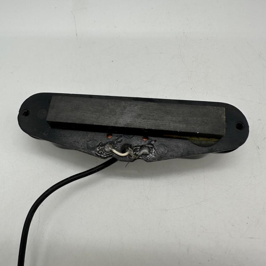 ブラックエレキギター シングルコイル