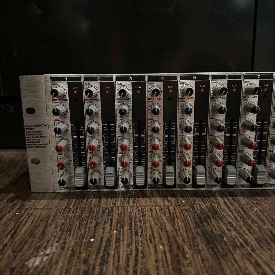 Beheringer RX1202FX 3U 12ch ライン レコーディング 音響機器 PA