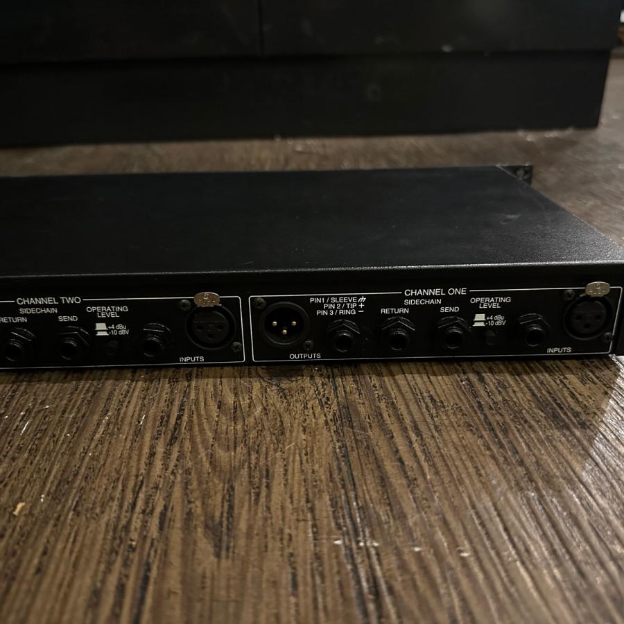 dbx 1066 2ch コンプレッサー dbx 1066 Compressor Limiter Gate 2ch コンプレッサー PA