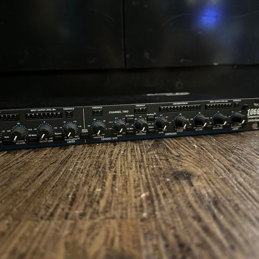 dbx 1066 Compressor Limiter Gate 2ch コンプレッサー PA