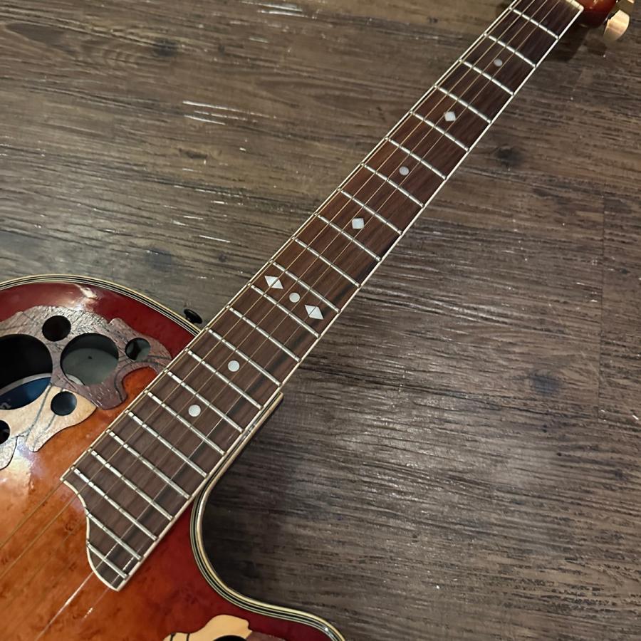 Ovation CC257 Electric Acoustic Guitar ハードケース付き