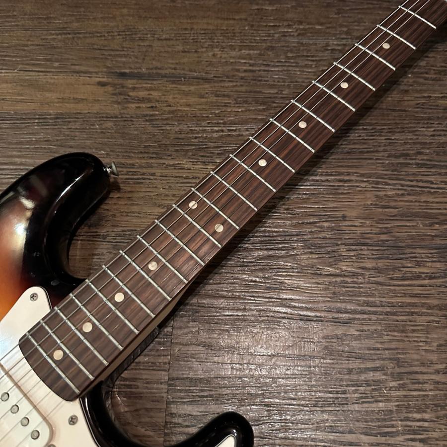 Squier Standard Stratocaster Electric Guitar スクワイア Squier Standard Stratocaster Electric Guitar スクワイア