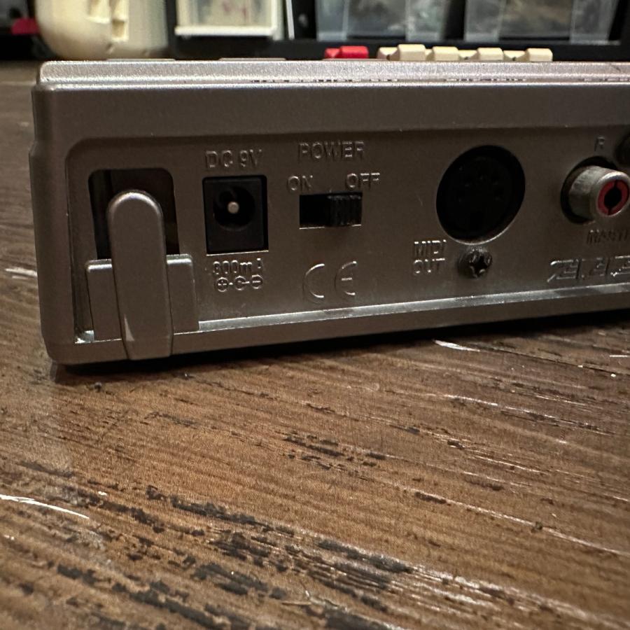 ズーム(楽器) Zoom MRS-4 ズーム マルチトラックレコーダー ズーム(楽器) Zoom MRS-4 ズーム マルチトラックレコーダー