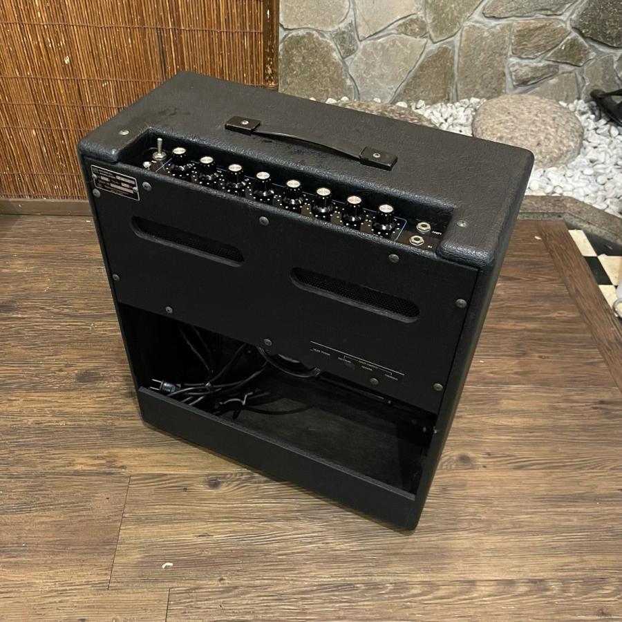 ローランド Roland CA-40 ギターアンプ -GrunSound-f008 ローランド Roland CA-40 ギターアンプ -GrunSound-f008