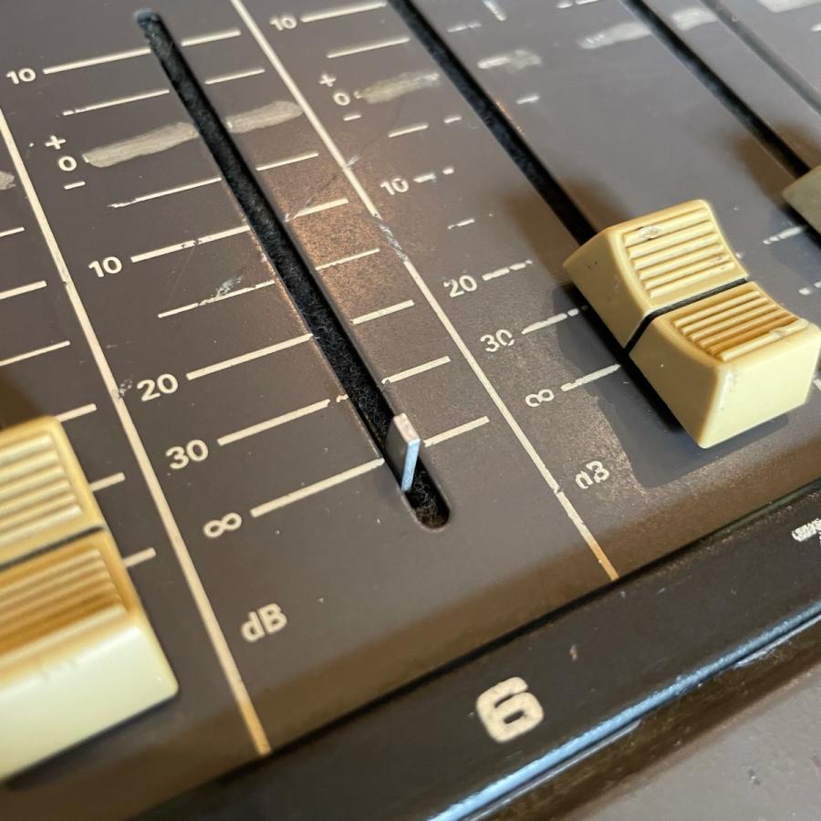 ジャンク　RAMSA ワイヤレス Ramsa WR-S208 Audio Mixer ミキサー ラムサ ジャンク