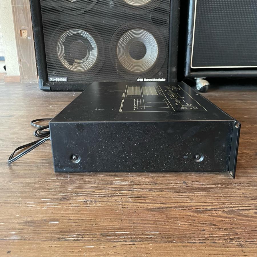 YAMAHA Yamaha Q2031 Graphic Equalizer グラフィック YAMAHA Yamaha Q2031 Graphic Equalizer グラフィック