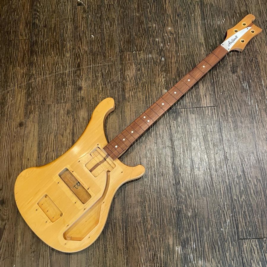 Aria Pro II Fretless Bass エレキベース ボディ GrunSoundf867 f867s221202