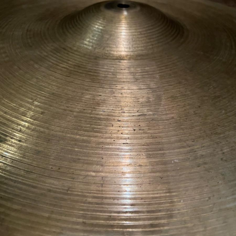 Zildjian A Aジルジャン 白抜きロゴ 推定70年代 ライドシンバル Zildjian A Aジルジャン 白抜きロゴ 推定70年代 ライドシンバル