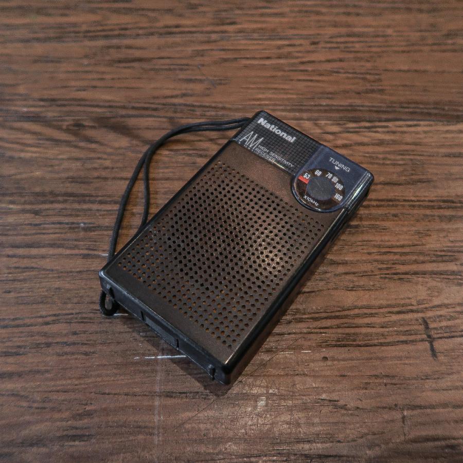 レトロ ナショナル MICRO008 RF-008 AM/FM ラジオ ジャンク National, RF-008 (Micro 008) - テレビ修理-頑固親父の修理日記