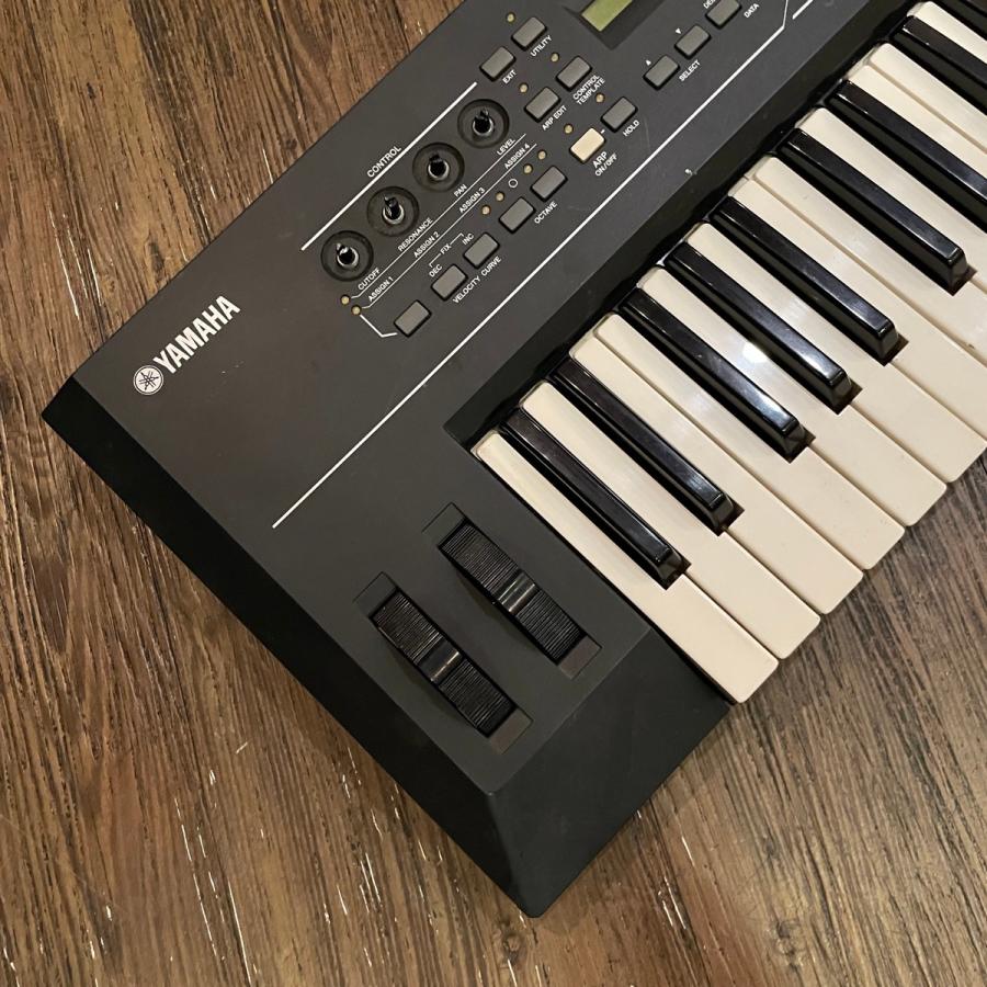 YAMAHA Yamaha KX49 Keyboard MIDIキーボード ヤマハ 現状品 YAMAHA Yamaha KX49 Keyboard MIDIキーボード ヤマハ 現状品