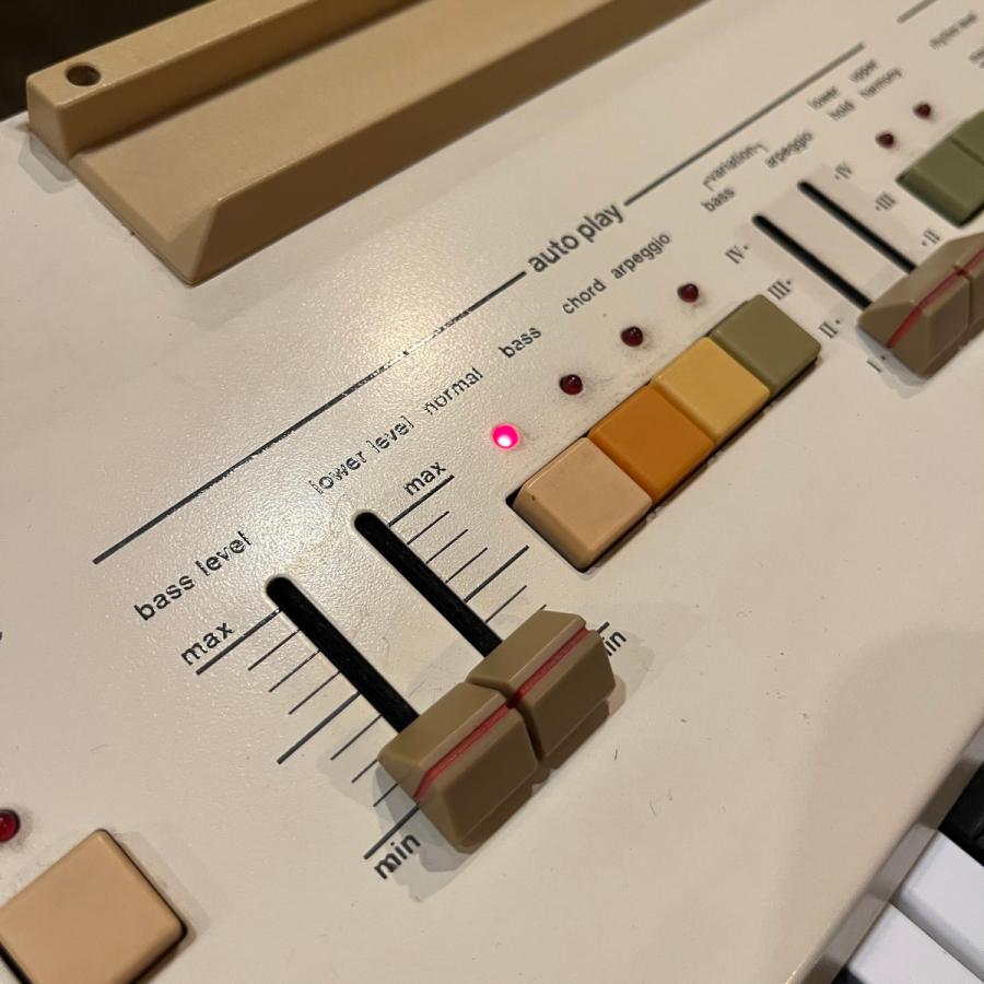 ローランド Roland EP-11 PianoPlus11 Keyboard 電子ピアノ ローランド Roland EP-11 PianoPlus11 Keyboard 電子ピアノ