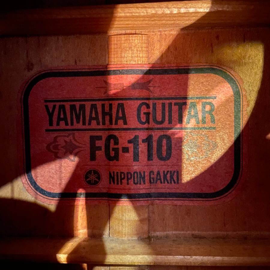 YAMAHA（ヤマハ） Yamaha FG-110 Red Label Acoustic Guitar