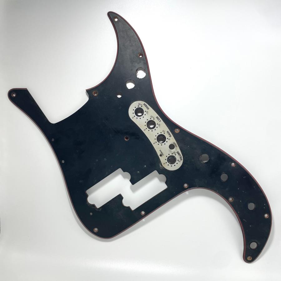 Tokai プレシジョンベース用 ピックガード 艶なし黒 3P 14点止め -p967