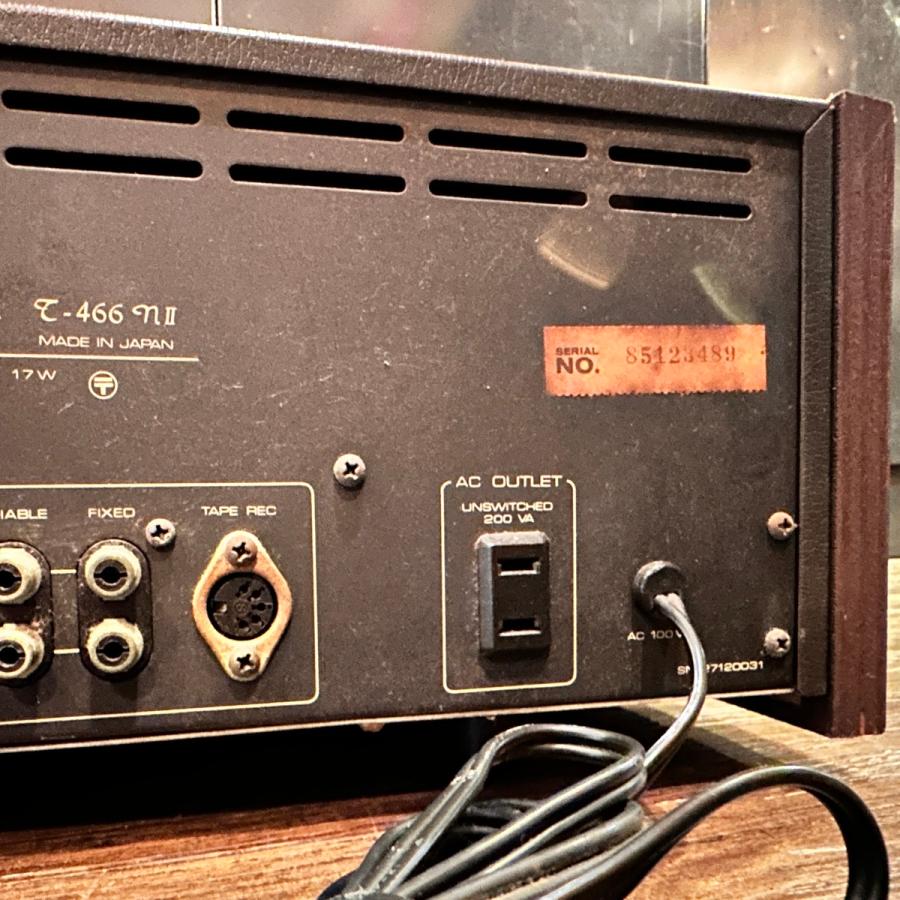 ONKYO（オンキヨー） Onkyo Integra T-466NII AM-FM Stereo Tuner Wood