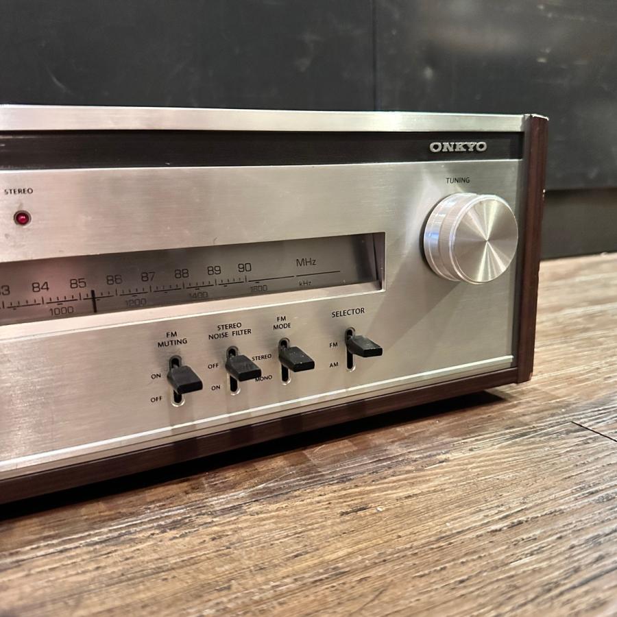 ONKYO（オンキヨー） Onkyo Integra T-466NII AM-FM Stereo Tuner Wood