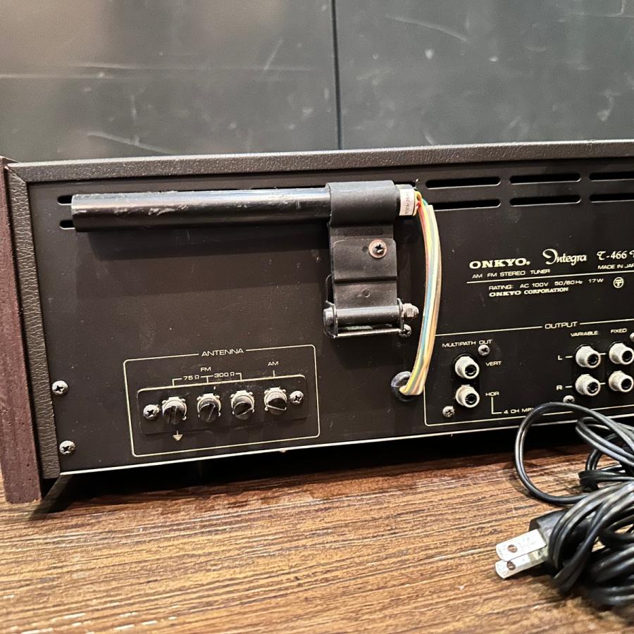 ONKYO（オンキヨー） Onkyo Integra T-466NII AM-FM Stereo Tuner Wood