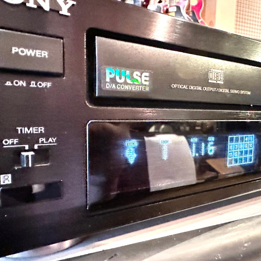 【SONY】 ソニー CDプレーヤー 音響機器 オーディオ CDP-997 J0969 SONY（ソニー） Sony CDP-997 Pulse D/A Converter Compact Disc