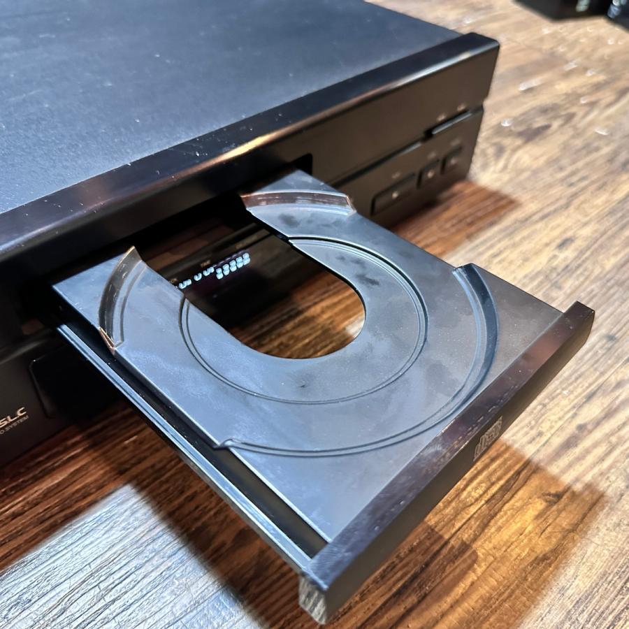 DENON　デノン　CDプレイヤー　CDデッキ　DCD-735　リモコン付き DENON（デノン） Denon DCD-735 Compact Disc Player CDプレーヤー ΛS