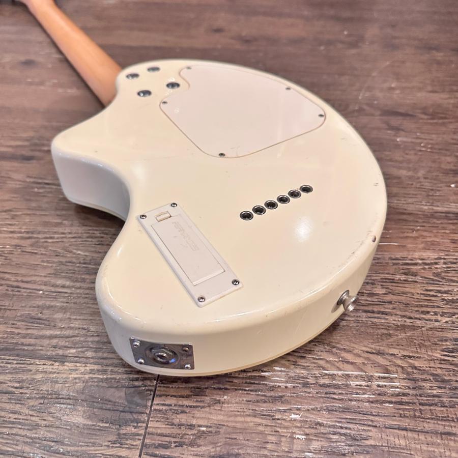 ZO Fernandes ZO-3 HK ハローキティ サンリオ Electric Guitar アンプ