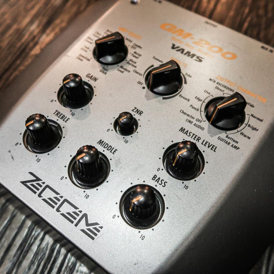 ZOOM/Guitar Amp Modeler GM-200アンプシミュレーター Zoom GM-200 VAMS Guitar Amp Modeler - YouTube