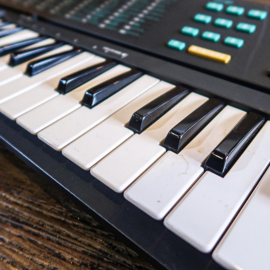 YAMAHA PSS-140 ヤマハ キーボード -GRUN SOUND-u564 YAMAHA PSS-140 ヤマハ キーボード -GRUN SOUND-u564