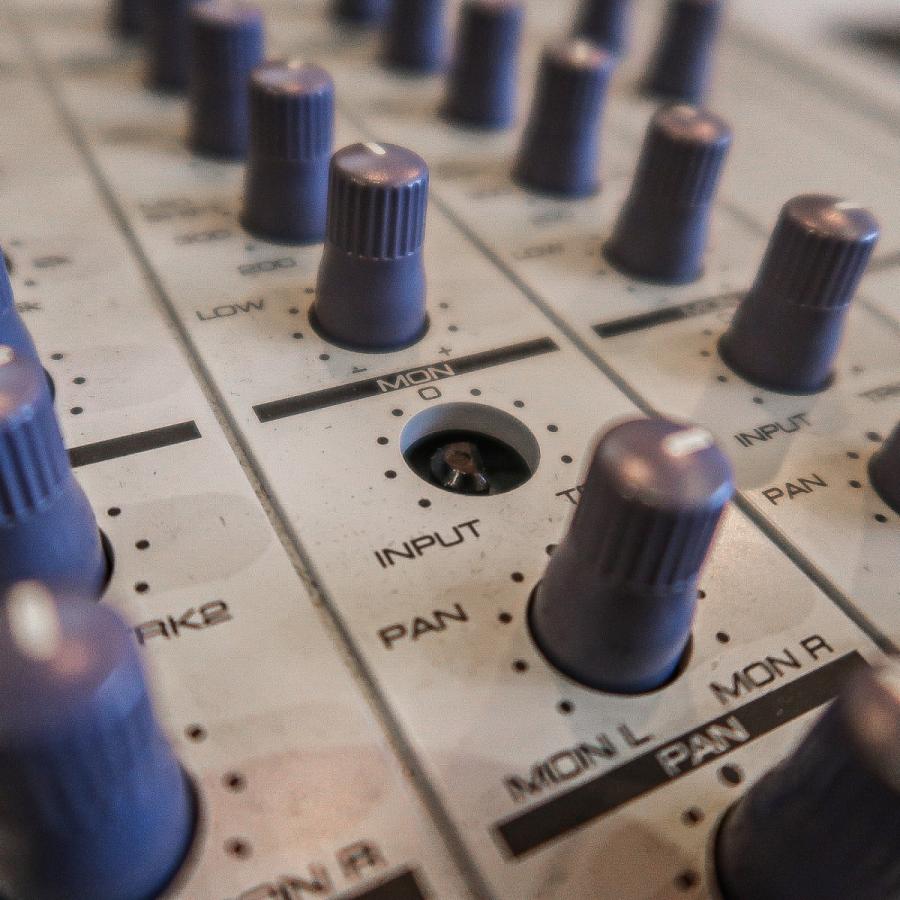 FOSTEX FD-4 フォステクス マルチトラックレコーダー -GRUN SOUND-u627