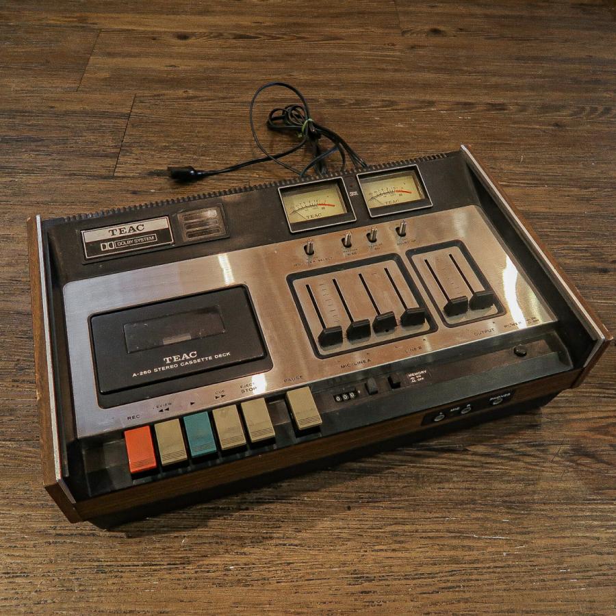 TEAC（ティアック） -ジャンク- TEAC A-260 カセットデッキ -GRUN