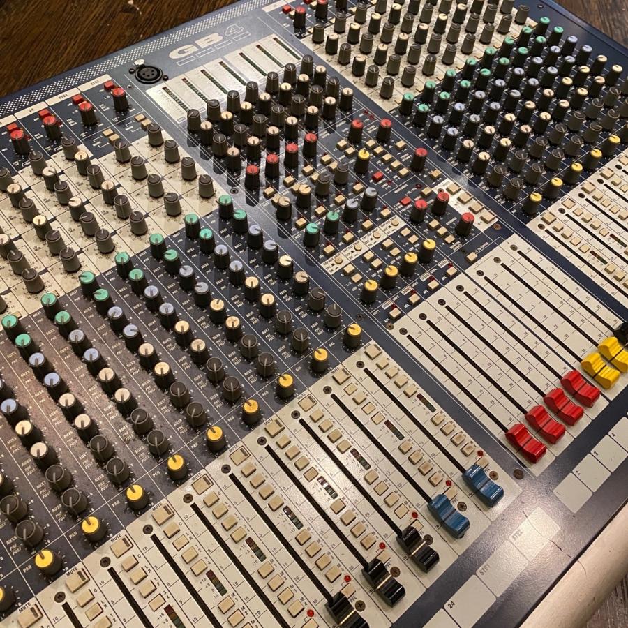 Soundcraft GB4 32ch Analog Mixing Console サウンドクラフト