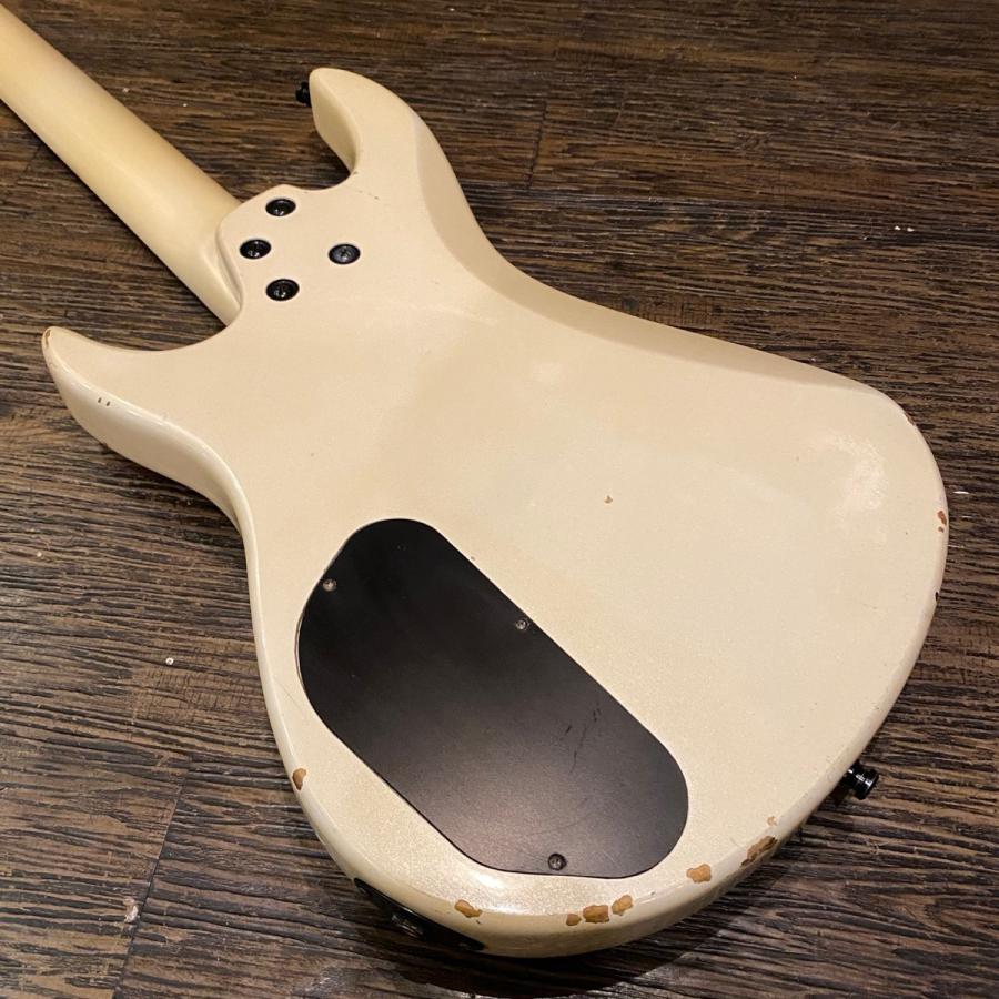 AriaproII Vanguard Series Fretless MOD Electric Bass エレキ