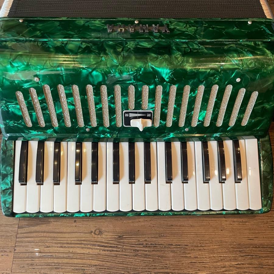 YAMAHA Yamaha A-32 Accordion ヤマハ アコーディオン YAMAHA Yamaha A-32 Accordion ヤマハ アコーディオン